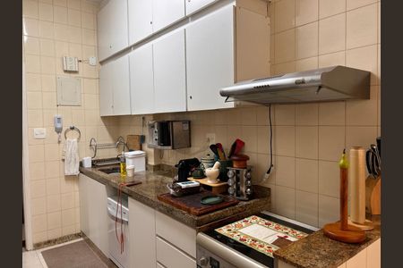Apartamento à venda com 68m², 2 quartos e sem vagaCozinha