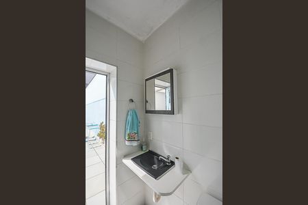 Casa à venda com 254m², 4 quartos e 3 vagasBanheiro de serviço