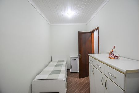 Casa à venda com 254m², 4 quartos e 3 vagasQuarto 2