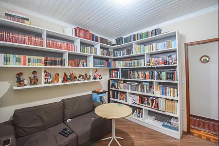 Casa à venda com 254m², 4 quartos e 3 vagasQuarto 3