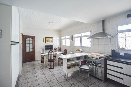 Casa à venda com 254m², 4 quartos e 3 vagasCozinha