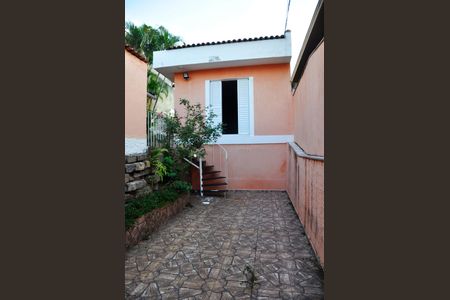 Casa à venda com 100m², 2 quartos e 3 vagas Casa à venda com 100m², 2 quartos e 3 vagasGaragem descoberta