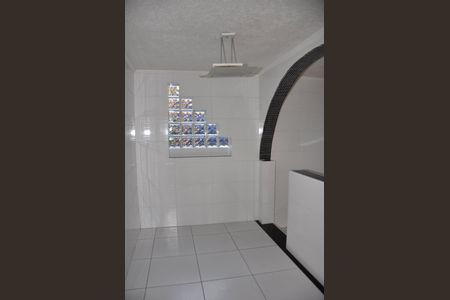 Casa à venda com 100m², 2 quartos e 3 vagas Casa à venda com 100m², 2 quartos e 3 vagasDetalhe - Edícola - Sala