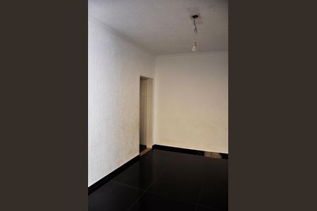 Casa à venda com 100m², 2 quartos e 3 vagas Casa à venda com 100m², 2 quartos e 3 vagasDetalhe - Sala