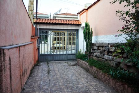 Casa à venda com 100m², 2 quartos e 3 vagas Casa à venda com 100m², 2 quartos e 3 vagasGaragem descoberta