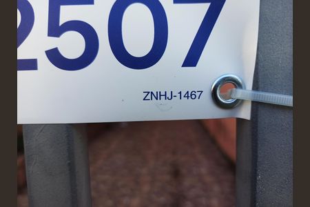 Casa à venda com 100m², 2 quartos e 3 vagas Casa à venda com 100m², 2 quartos e 3 vagasPlaca do Quinto Andar ZNHJ1467