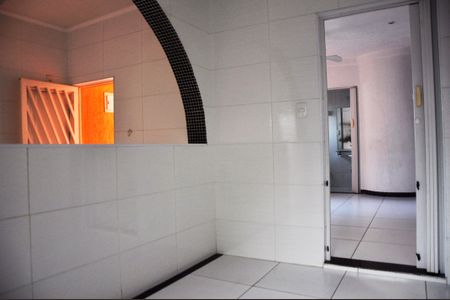 Casa à venda com 100m², 2 quartos e 3 vagas Casa à venda com 100m², 2 quartos e 3 vagasDetalhe - Edícola - Sala