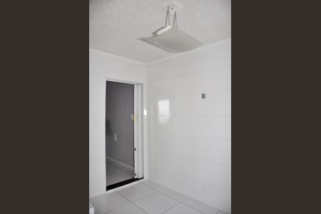 Detalhe - Edícola - Sala de casa à venda com 2 quartos, 100m² em Vila Bonilha, São Paulo