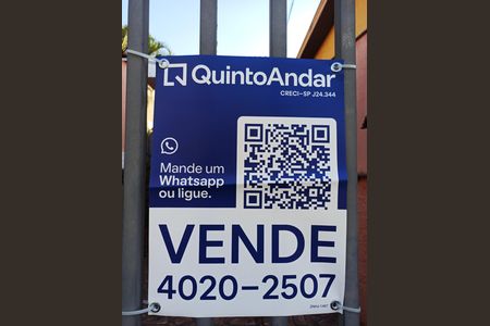 Casa à venda com 100m², 2 quartos e 3 vagas Casa à venda com 100m², 2 quartos e 3 vagasPlaca do Quinto Andar ZNHJ1467