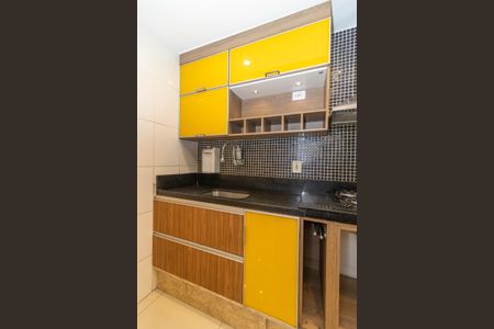 Apartamento para alugar com 54m², 2 quartos e sem vagaCozinha e Área de Serviço