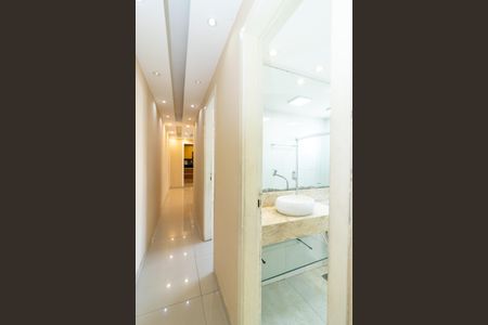 Apartamento para alugar com 54m², 2 quartos e sem vagaCorredor