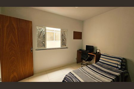 Casa à venda com 300m², 4 quartos e 6 vagas Casa à venda com 300m², 4 quartos e 6 vagasQuarto 3