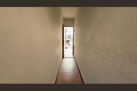 Casa à venda com 300m², 4 quartos e 6 vagas Casa à venda com 300m², 4 quartos e 6 vagasCorredor