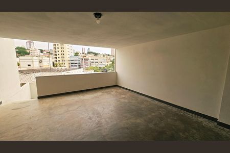 Casa à venda com 300m², 4 quartos e 6 vagas Casa à venda com 300m², 4 quartos e 6 vagasÁrea comum