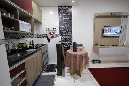Cozinha de apartamento à venda com 2 quartos, 43m² em Jardim Ipanema, Santo André