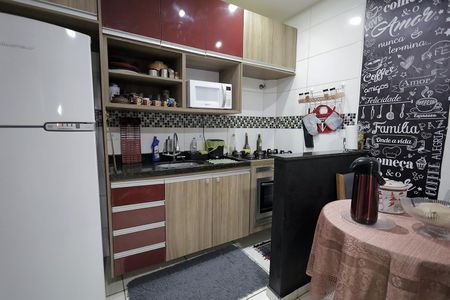 Cozinha de apartamento à venda com 2 quartos, 43m² em Jardim Ipanema, Santo André