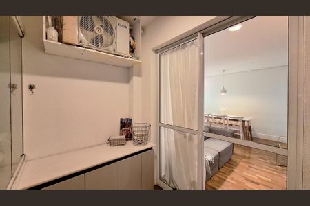 Apartamento para alugar com 70m², 3 quartos e 1 vaga Apartamento para alugar com 70m², 3 quartos e 1 vagaVaranda