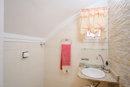 Casa para alugar com 150m², 4 quartos e 2 vagasLavabo