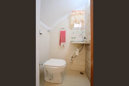 Casa para alugar com 150m², 4 quartos e 2 vagasLavabo