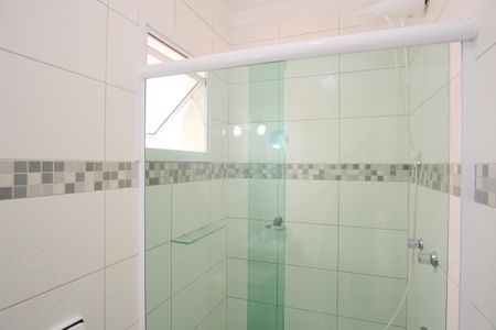 Casa para alugar com 150m², 4 quartos e 2 vagasBanheiro Social