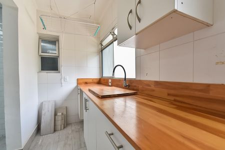 Apartamento à venda com 90m², 3 quartos e 1 vagaÁrea de serviço