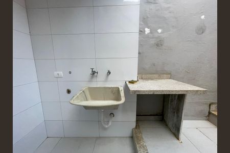 Casa para alugar com 52m², 1 quarto e sem vagaÁrea de Serviço