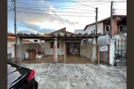 Casa para alugar com 52m², 1 quarto e sem vagaFachada