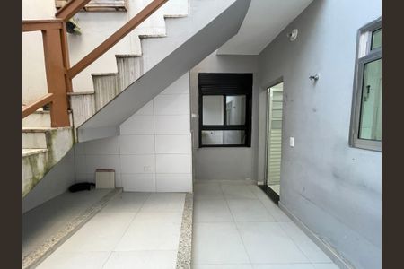 Casa para alugar com 52m², 1 quarto e sem vagaQuintal