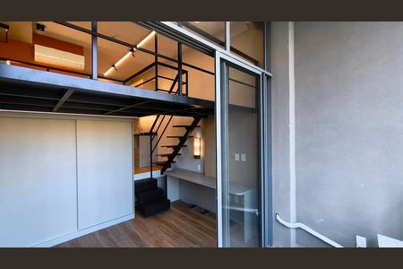 Studio para alugar com 32m², 1 quarto e 1 vagaVaranda