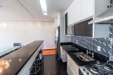 Apartamento para alugar com 122m², 3 quartos e 2 vagas Apartamento para alugar com 122m², 3 quartos e 2 vagasCozinha