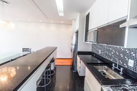 Apartamento para alugar com 122m², 3 quartos e 2 vagas Apartamento para alugar com 122m², 3 quartos e 2 vagasCozinha