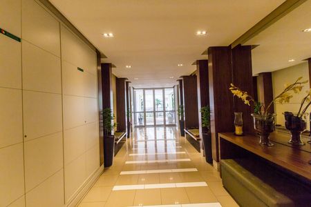 Apartamento para alugar com 122m², 3 quartos e 2 vagas Apartamento para alugar com 122m², 3 quartos e 2 vagasHall social