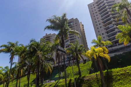 Apartamento para alugar com 122m², 3 quartos e 2 vagas Apartamento para alugar com 122m², 3 quartos e 2 vagasVista da Rua