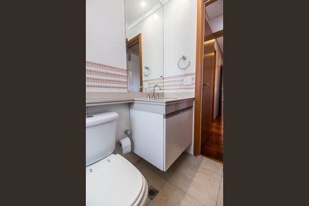 Apartamento para alugar com 122m², 3 quartos e 2 vagas Apartamento para alugar com 122m², 3 quartos e 2 vagasBanheiro da Suíte