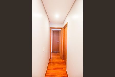 Apartamento para alugar com 122m², 3 quartos e 2 vagas Apartamento para alugar com 122m², 3 quartos e 2 vagasCorredor