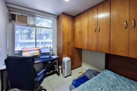 Quarto 1 de apartamento à venda com 2 quartos, 80m² em Boa Viagem, Niterói