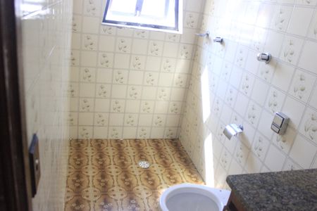 Casa para alugar com 250m², 2 quartos e sem vagaBanheiro da Suíte 