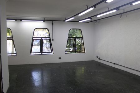 Sala de casa para alugar com 2 quartos, 250m² em Jardim Santa Mena, Guarulhos