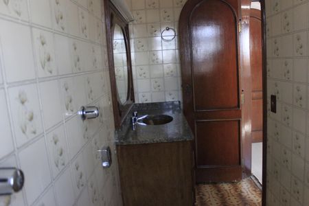 Casa para alugar com 250m², 2 quartos e sem vagaBanheiro da Suíte