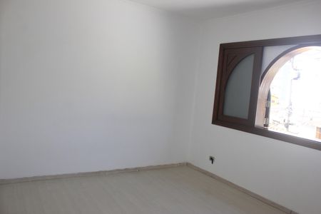 Casa para alugar com 250m², 2 quartos e sem vagaQuarto 