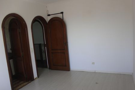 Casa para alugar com 250m², 2 quartos e sem vagaSuíte 