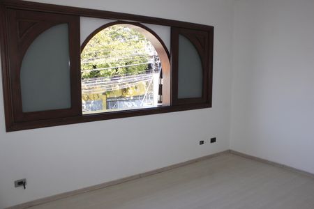 Casa para alugar com 250m², 2 quartos e sem vagaQuarto 