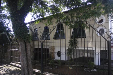 Casa para alugar com 250m², 2 quartos e sem vagaFachada 