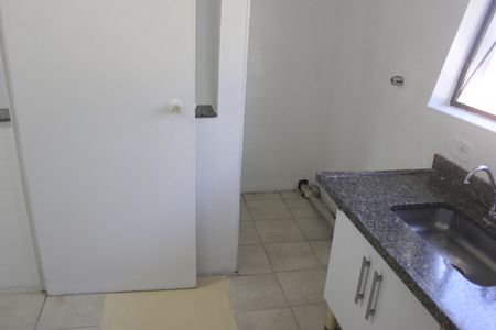 Casa para alugar com 250m², 2 quartos e sem vagaCozinha