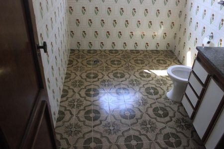 Casa para alugar com 250m², 2 quartos e sem vagaBanheiro social 