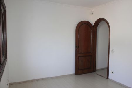 Casa para alugar com 250m², 2 quartos e sem vagaQuarto 