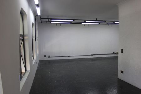 Casa para alugar com 250m², 2 quartos e sem vagaSala