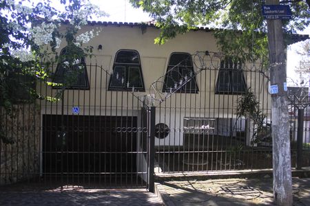 Casa para alugar com 250m², 2 quartos e sem vagaFachada 