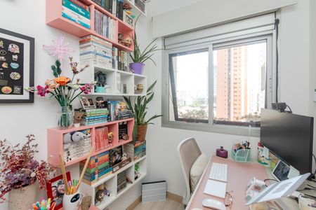 Apartamento à venda com 80m², 3 quartos e 1 vagaQuarto 2