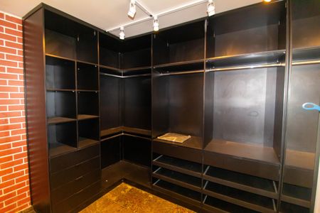 Casa de Condomínio para alugar com 4 quartos, 525m² em Baldeador, Niterói